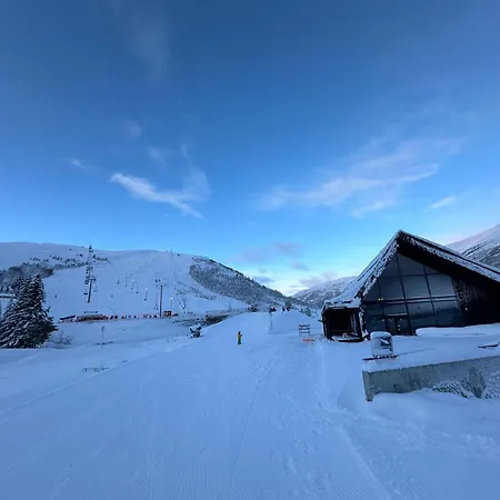 Luxurious With Jacuzzi & Spectacular Views Chalet